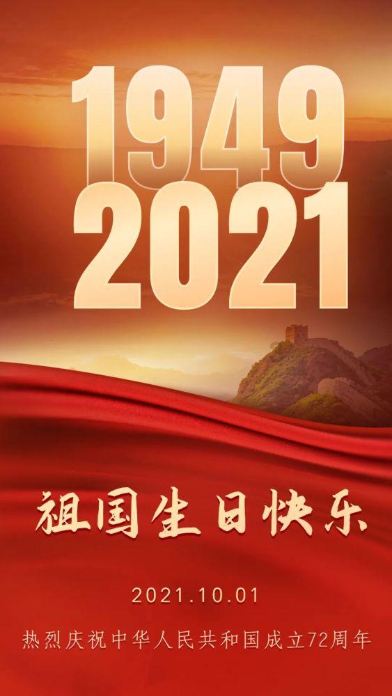 新余火灾现场当地人：楼里还有宾馆，现场有不少救援人员和志愿者